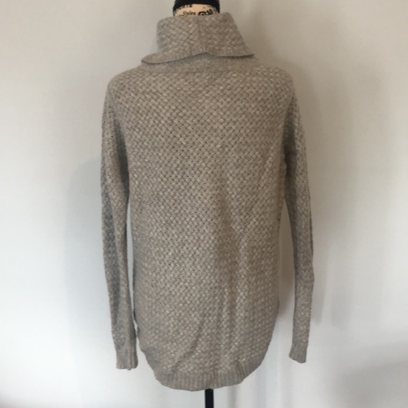 Alfred Sung women’s  Lg sweater - Picture 3 of 5